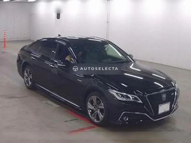 Toyota Crown Hybrid 2018, auction grade R