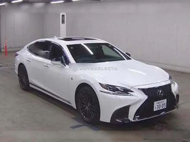 Lexus LS 2018, auction grade 3.5