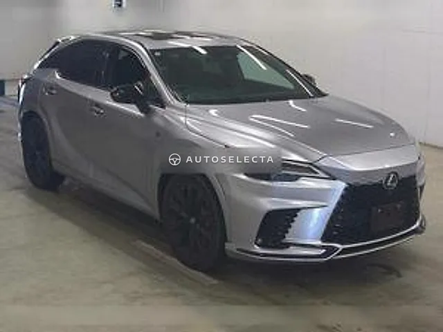 Lexus RX 2023, auction grade 4.5