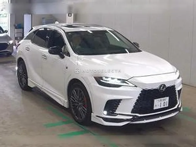 Lexus RX 2023, auction grade 4.5
