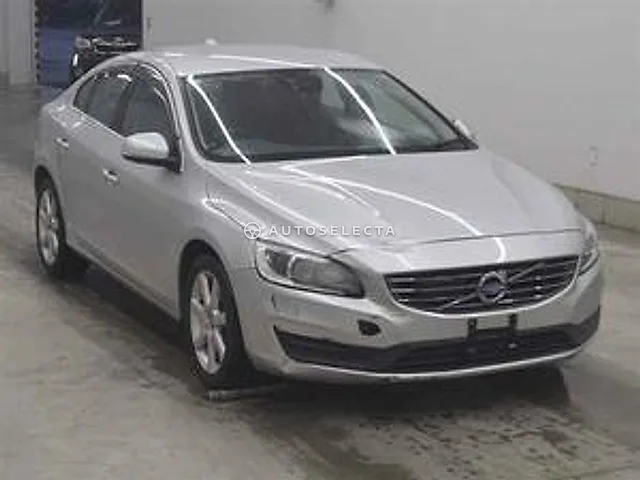 Volvo S60 2017, auction grade 3.5