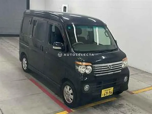 Daihatsu Atrai Wagon 2012, auction grade 3.5