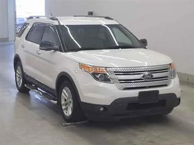 Ford Explorer 2014, auction grade 3.5