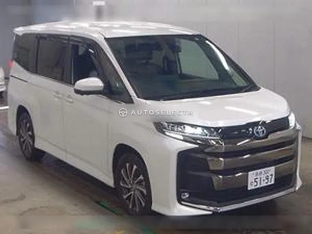 Toyota Noah 2023, auction grade R