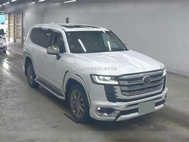 Toyota Land Cruiser 2023, auction grade 4.5