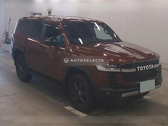 Toyota Land Cruiser GR Sport 2024, auction grade 4.5