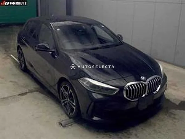 BMW 1 Series 2021, auction grade 4.5