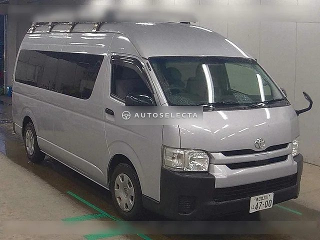 Toyota Hiace Commuter 2018, auction grade R