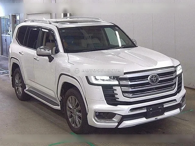 Toyota Land Cruiser 2023, auction grade 4.5
