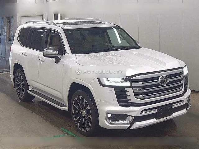 Toyota Land Cruiser 2023, auction grade 5