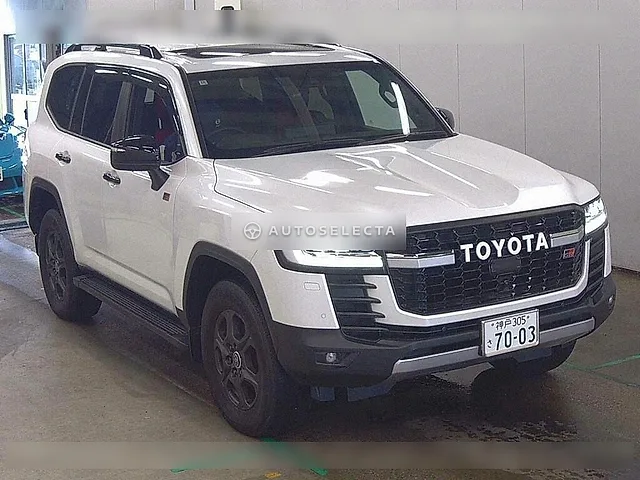 Toyota Land Cruiser GR Sport 2024, auction grade 5