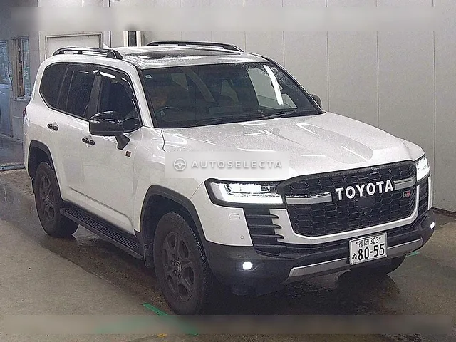 Toyota Land Cruiser GR Sport 2024, auction grade 6