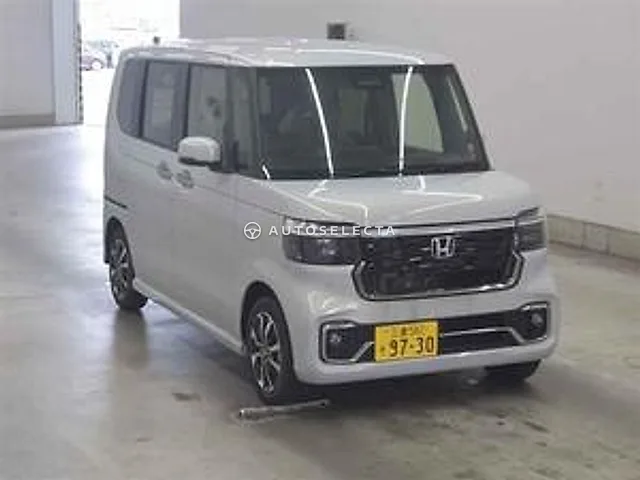 Honda N-BOX Custom 2025, auction grade S