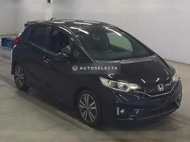 Honda Fit 2013, auction grade 4