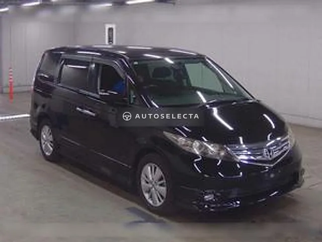 Honda Elysion 2009, auction grade 3.5