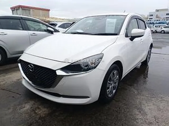 Mazda MAZDA2 2021, auction grade 4.5