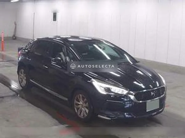 Citroen DS5 2016, auction grade 4