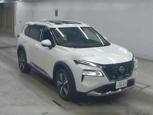 Nissan X-Trail 2024, auction grade 5