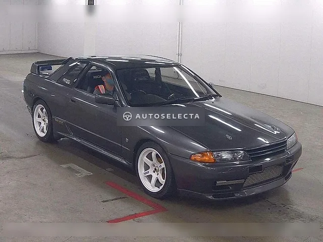 Nissan Skyline GT-R 1992, auction grade R