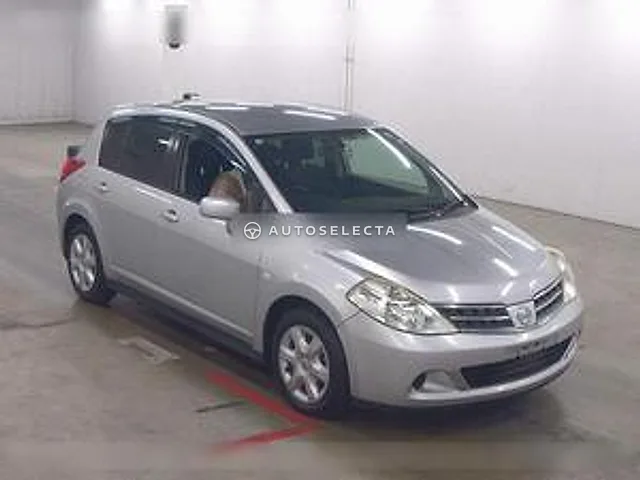 Nissan Tiida 2009, auction grade 3.5