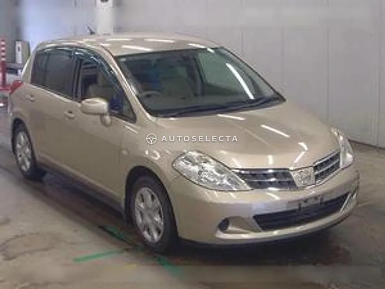 Nissan Tiida 2011, photo 1 of 1