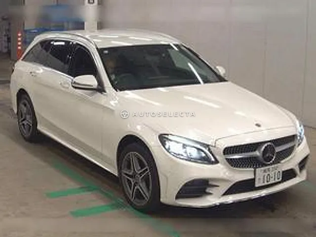 Mercedes-Benz C-Class Station Wagon 2018, auction grade 4