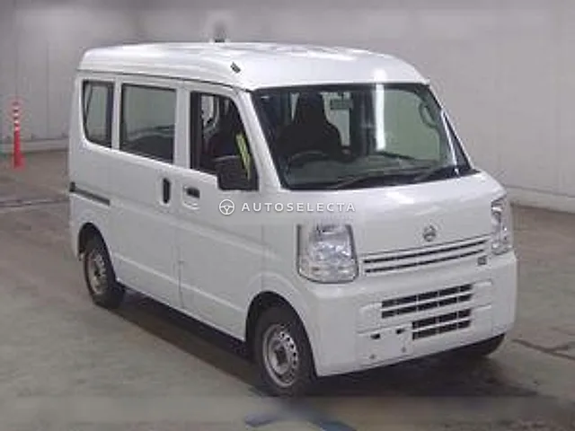 Nissan NV100 Clipper 2017, auction grade 3.5