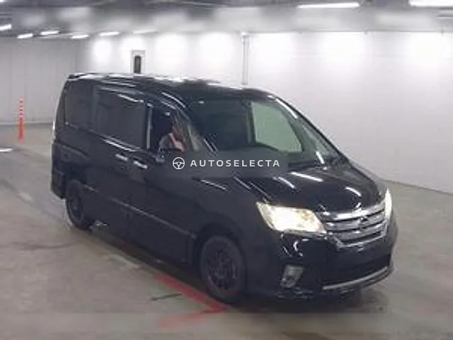 Nissan Serena 2012, auction grade 4