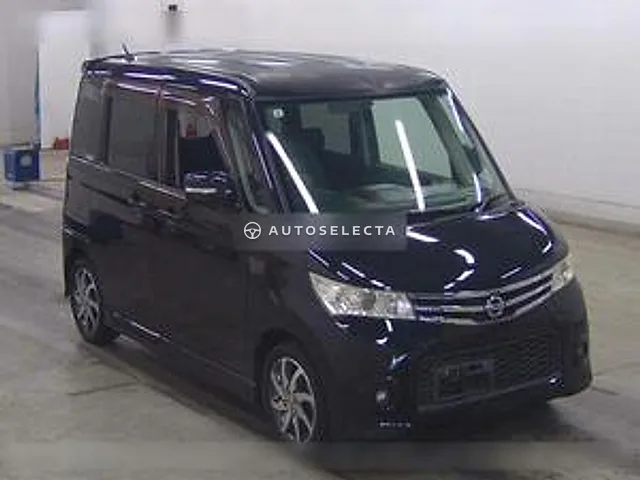Nissan Roox 2011, auction grade 3.5