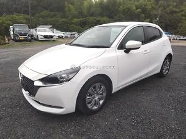 Mazda MAZDA2 2021