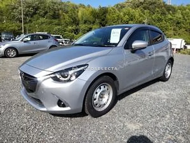 Mazda Demio 2017, auction grade 4