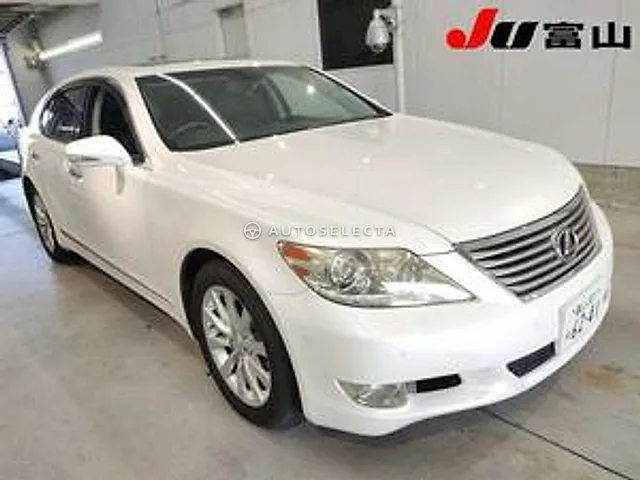 Lexus LS 2010, auction grade 3.5