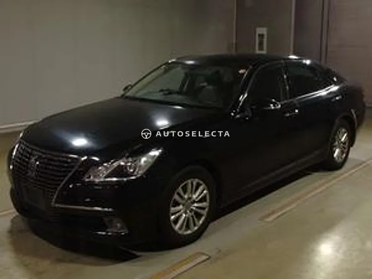 Toyota Crown 2014, photo 1 of 1