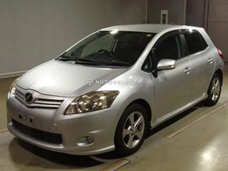 Toyota Auris 2009, photo 1 of 1