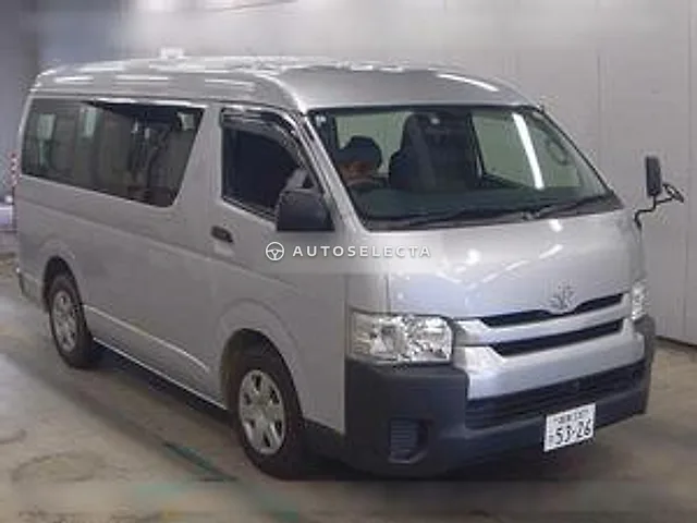 Toyota Hiace Wagon 2018, auction grade 3.5