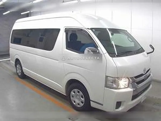 Toyota Hiace Wagon 2020, auction grade 4