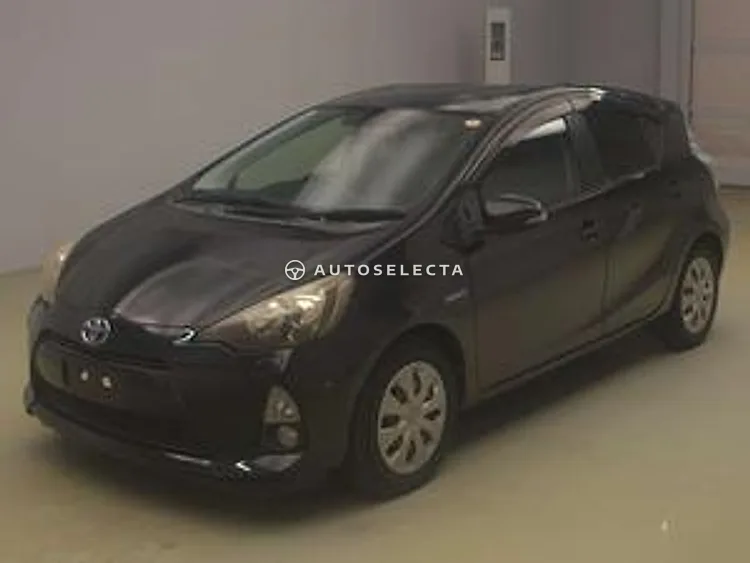 Toyota Aqua 2013, photo 1 of 1