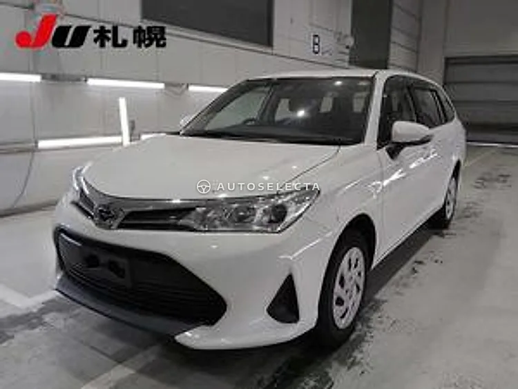 Toyota Corolla Fielder 2018, photo 1 of 1