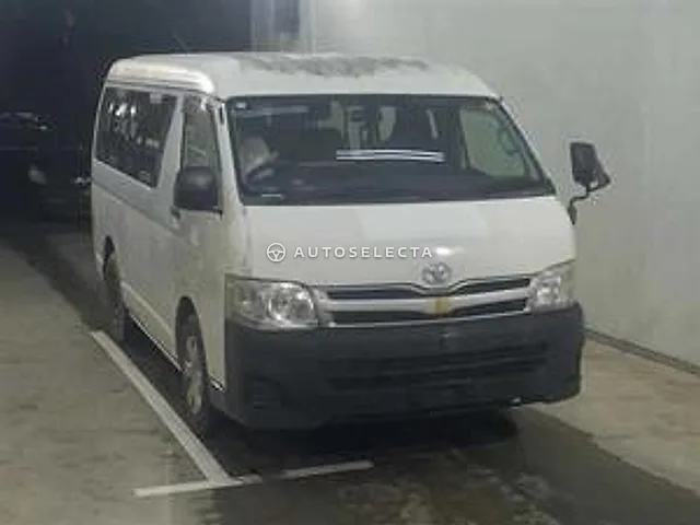 Toyota Hiace Wagon 2012, auction grade R