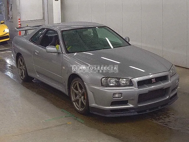 Nissan Skyline GT-R V-Spec 1999, auction grade 3.5