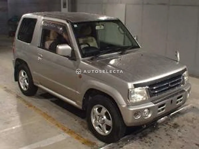 Mitsubishi Pajero Mini 2005, auction grade R