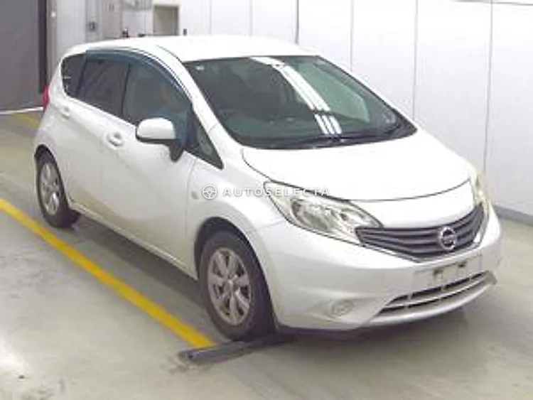 Nissan Note 2013, photo 1 of 1
