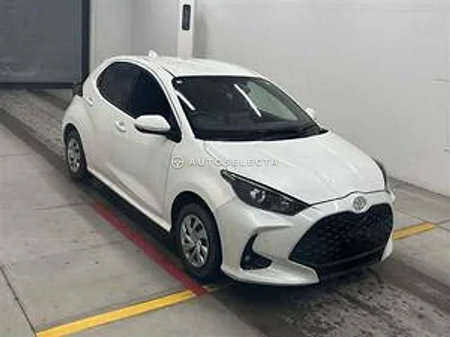 Toyota Yaris 2021, auction grade R