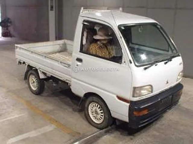 Mitsubishi Minicab 1998, auction grade R