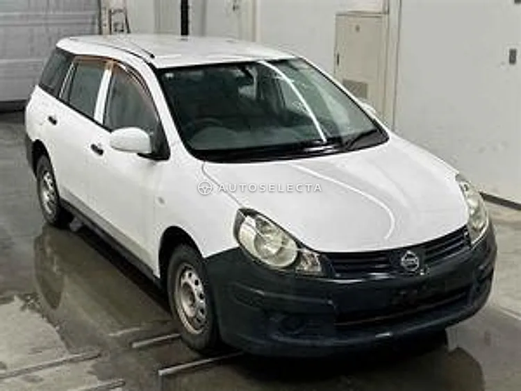 Nissan AD 2011, photo 1 of 1
