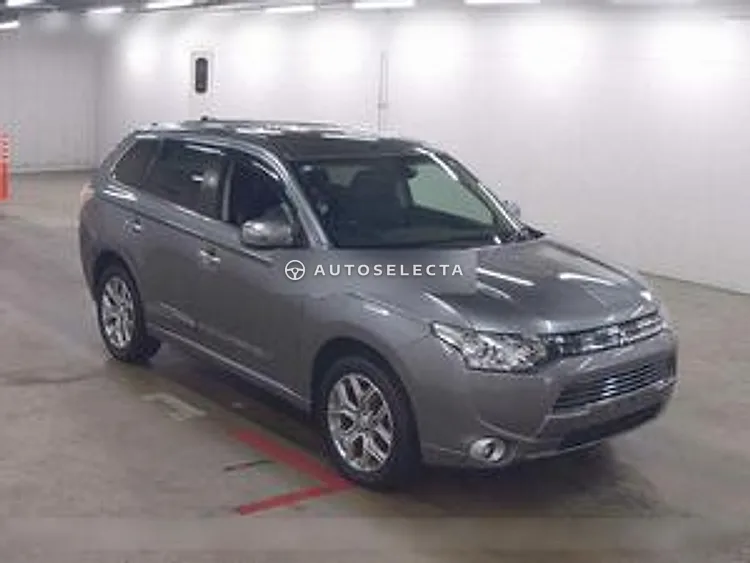 Mitsubishi Outlander PHEV 2013, photo 1 of 1