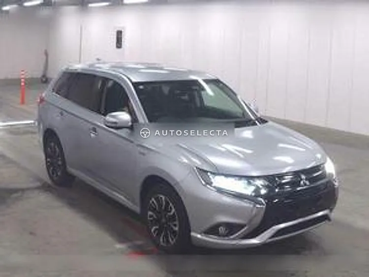 Mitsubishi Outlander PHEV 2017, photo 1 of 1