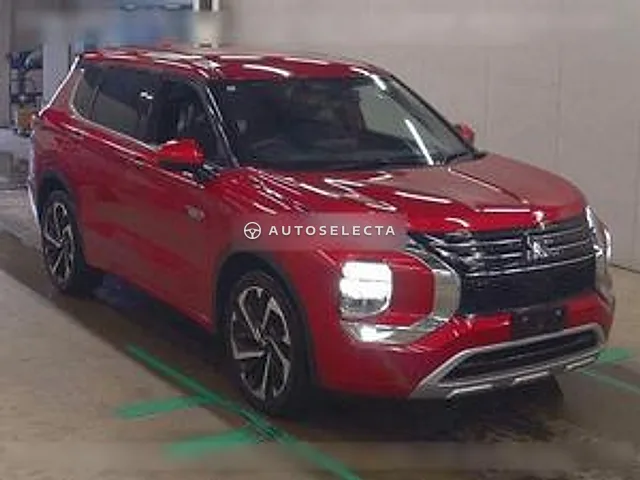 Mitsubishi Outlander PHEV 2022, auction grade 4.5