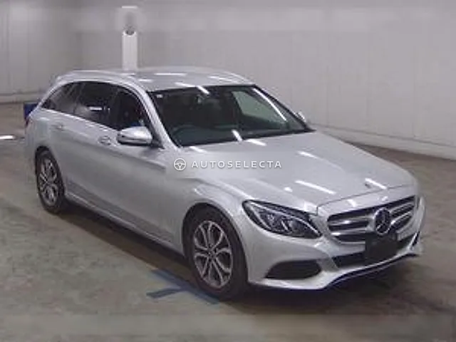 Mercedes-Benz C-Class Station Wagon 2017, auction grade 4