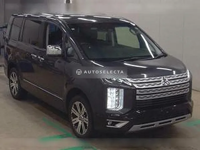 Mitsubishi Delica D:5 2023, auction grade 3.5